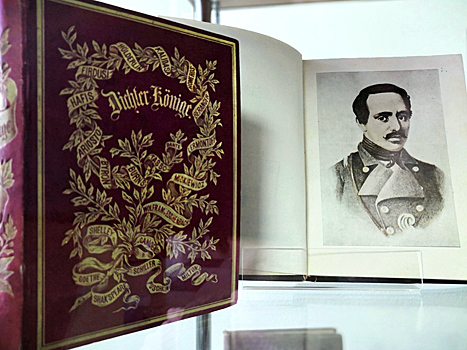 В Пензе открыта выставка книг из фондов «Тархан»