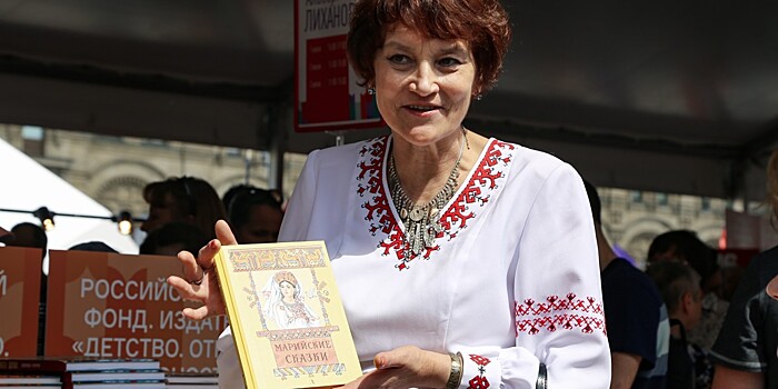 Книжные новинки: фестиваль «Красная площадь» объединил 400 издательств (ФОТО)
