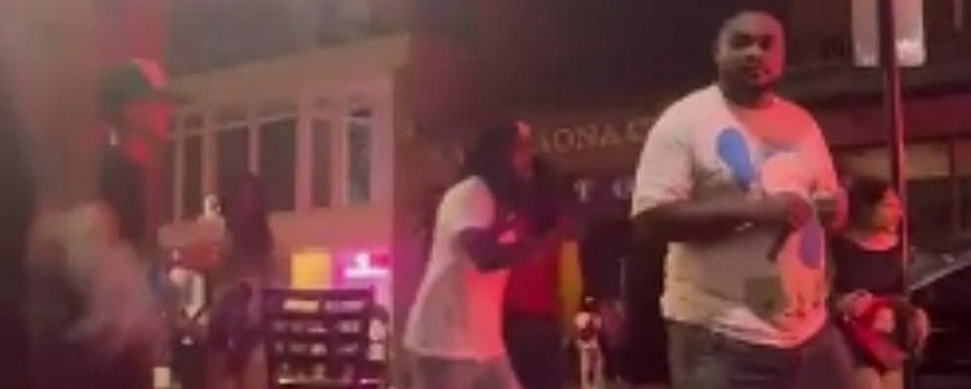 Два человека погибли при стрельбе во время Хеллоуина во Флориде