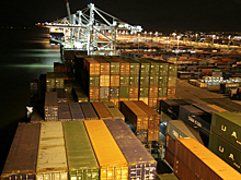 Китай усложнил продажу в Россию химии и техники