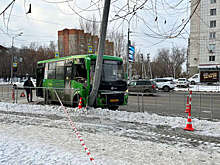 В Тюмени в результате ДТП с участием маршрутного автобуса пострадали 10 человек