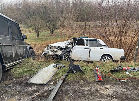 На Дону возбудили уголовное дело по факту ДТП, в котором погиб водитель и пострадали дети