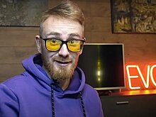 На российского блогера пожаловались в полицию из-за футболки