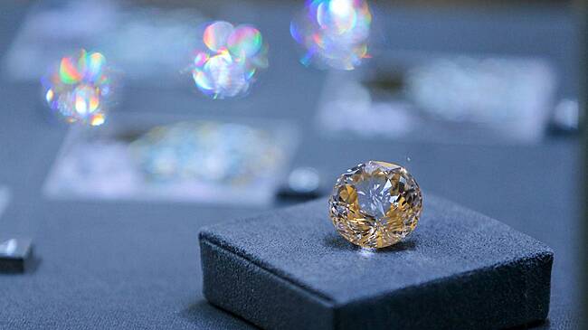 Житель Подмосковья отдал курьеру мошенников украшения на 600 тысяч рублей