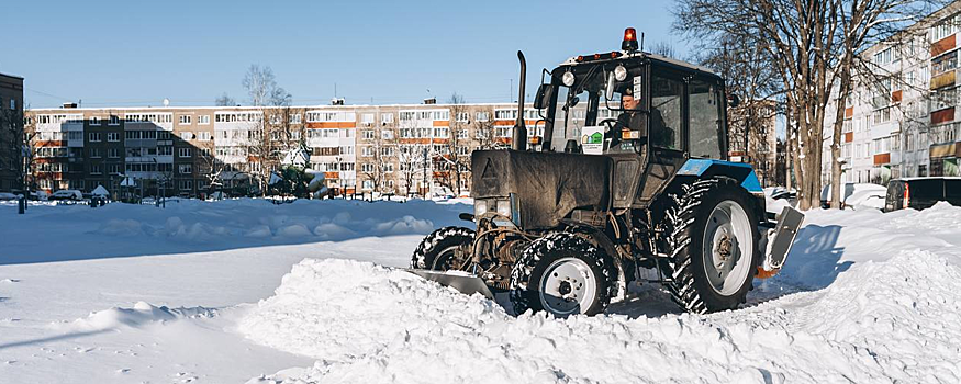 В г.о. Щелково продолжают устранять последствия снегопада