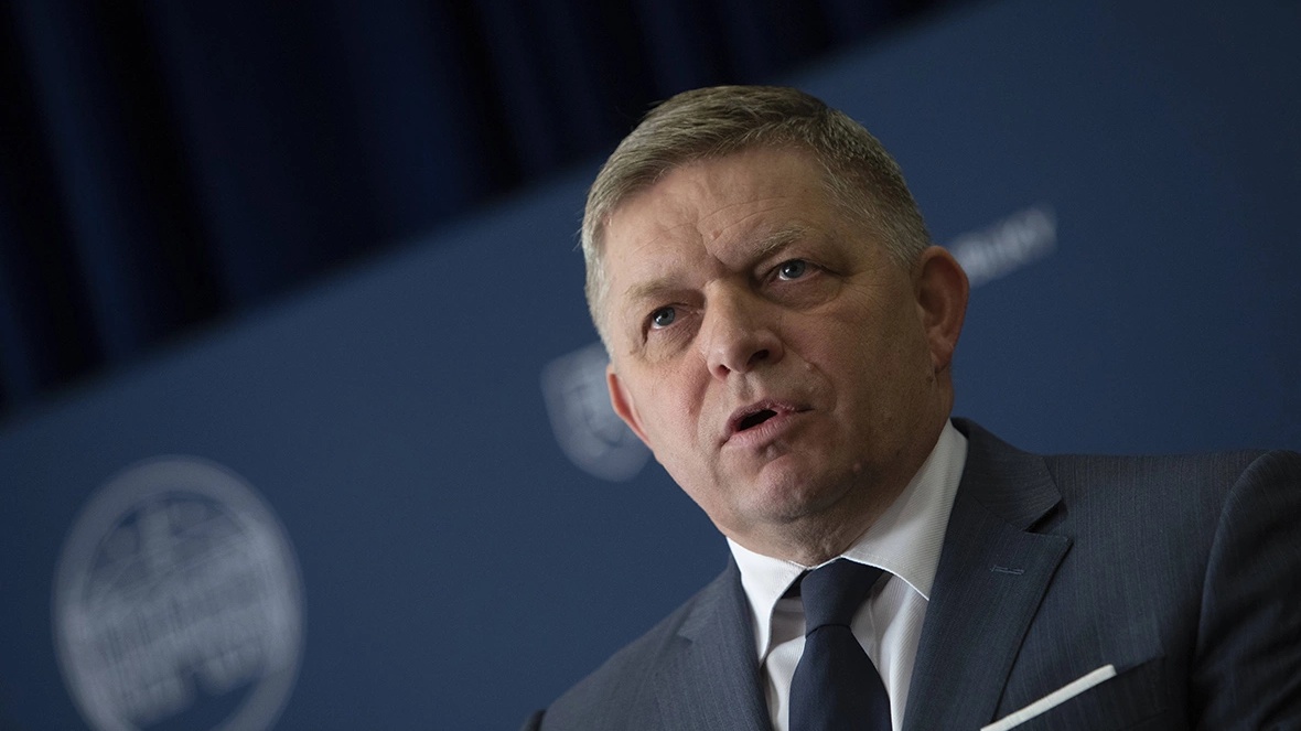 Чехия разрешила пролет самолета премьера Словакии в Москву