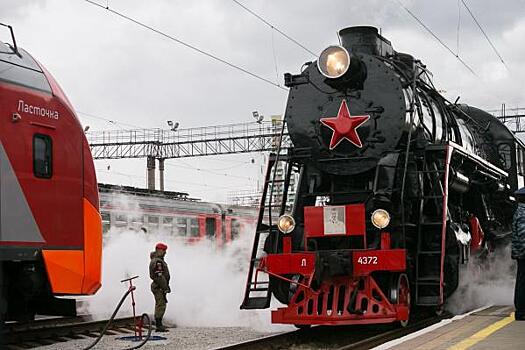Зачем в Екатеринбург прибыл ретропоезд «Эшелон Победы»
