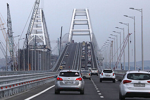 Аксенов: Крымский мост уже стал туристическим объектом