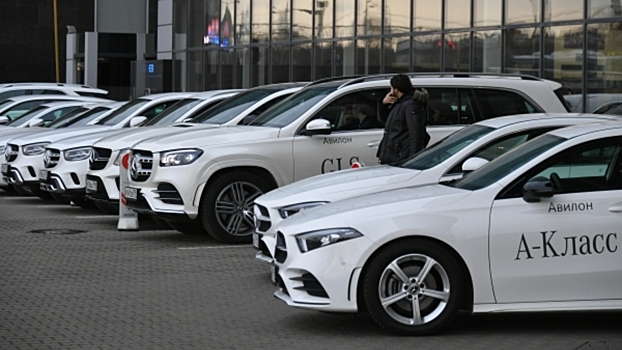 Россиянам назвали страны, из которых перестанут ввозить иномарки