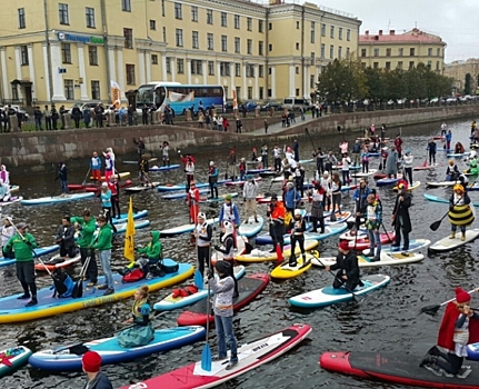 В Петербурге закроют реки и каналы для гидроциклов и гребных лодок