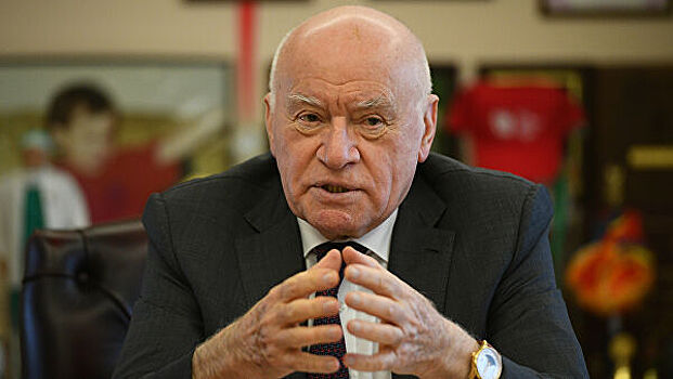 Медведев поздравил Лео Бокерию с 80-летием