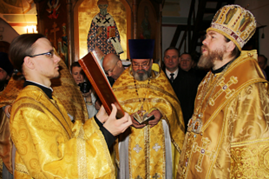 Глава Пскова принял участие в богослужении в Храме Василия на Горке