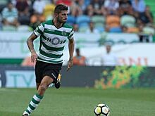 Защитник "Валенсии" Пиччини перенес операцию на колене