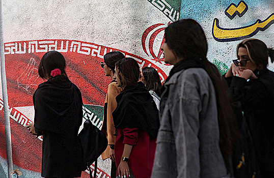 Патрули иранской полиции будут следить за соблюдением правил дресс-кода
