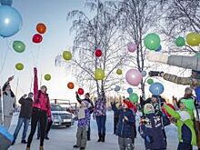 Союз молодежи Алтай-Кокса организовал праздничный флэшмоб