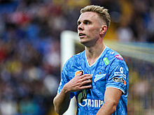 Карпин не видит смысла сравнивать футболистов Глушенкова и Аршавина