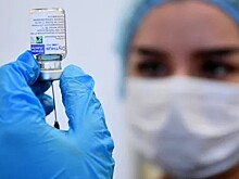 Вирусолог назвал необязательной вакцинацию от коронавируса