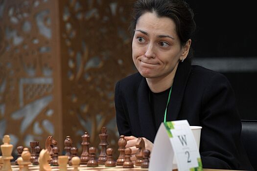 Александра Костенюк не смогла выйти в финал ЧМ по скоростным шахматам, уступив Хоу Ифань