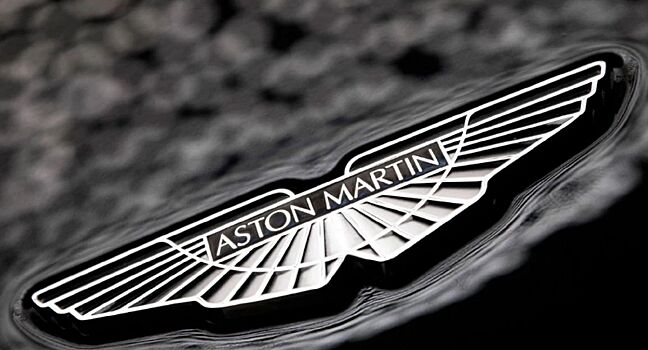 Aston Martin DB11: классика жанра в девчачьем стиле