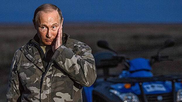 Как Владимир Путин объездил шестерку диких лошадей