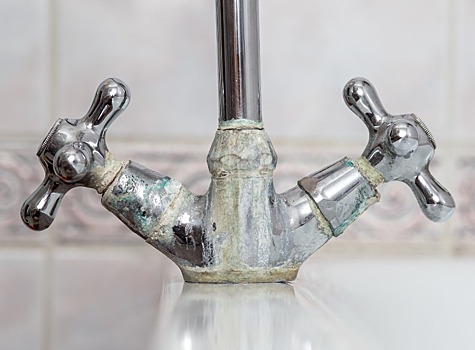 Как автохимия способна творить чудеса в домашнем хозяйстве