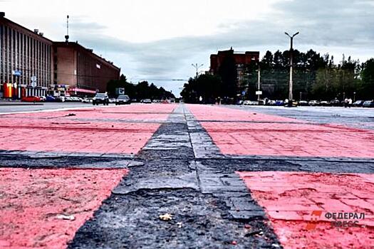 В Екатеринбурге началась установка Краснознаменной группы