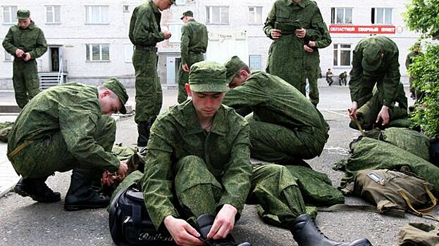Путин подписал пакет поправок о военной службе в России