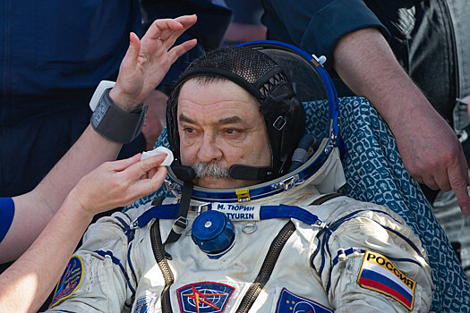 Телефонные мошенники обманули героя-космонавта на миллионы рублей