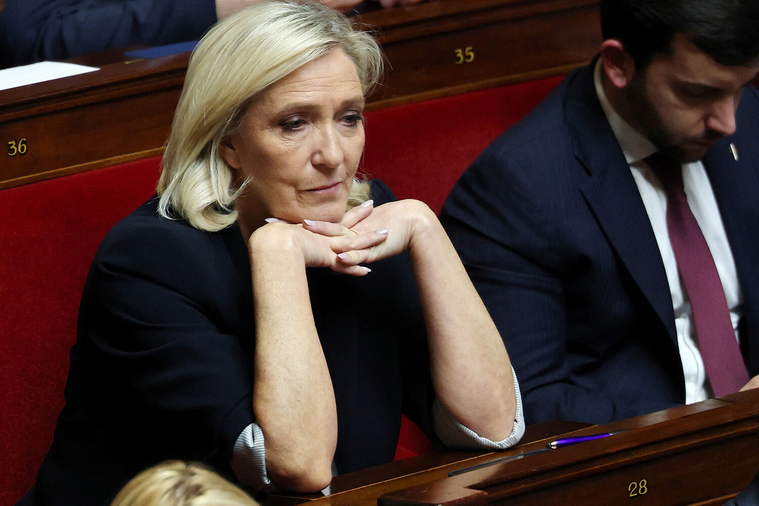 Marine Le Pen razmišlja o umiku iz predsedniške tekme leta 2027 zaradi pravne ovire