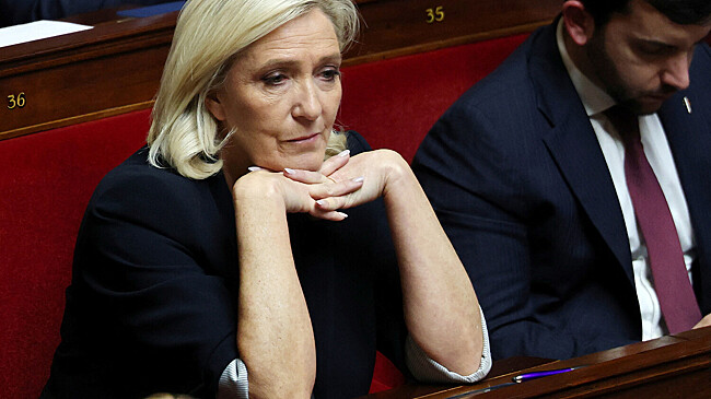 Ле Пен допустила отказ от участия в президентских выборах во Франции