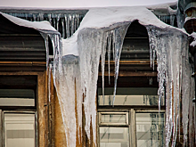 Умер пострадавший от сосульки в центре Саратова пенсионер