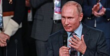 Президент России вручил госнаграды в честь Дня народного единства