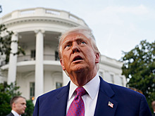 Танки и вертолеты: свое 79-летие Трамп отметил военным парадом