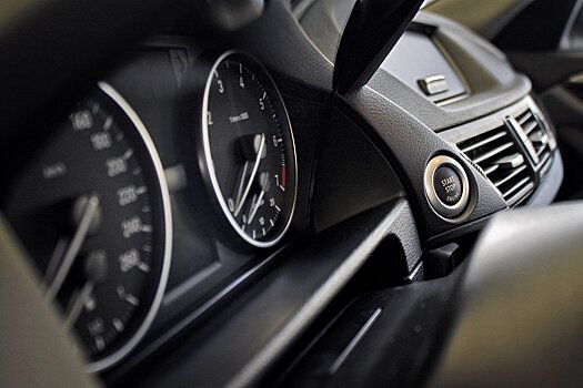 Подборка самых бессмысленных автомобильных опций