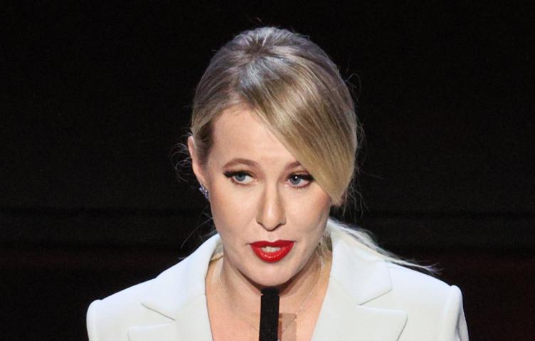 Собчак задала Зеленскому неприятные вопросы про план победы