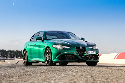 Alfa Romeo готовит 1000-сильный суперседан Giulia