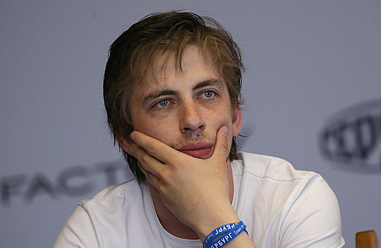 Что известно о возможном нападении актера Александра Паля на хоккеиста?