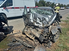 Один человек погиб и трое пострадали в лобовом ДТП на трассе под Волгоградом