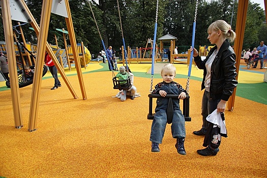 Детские площадки обустроили в Первомайском