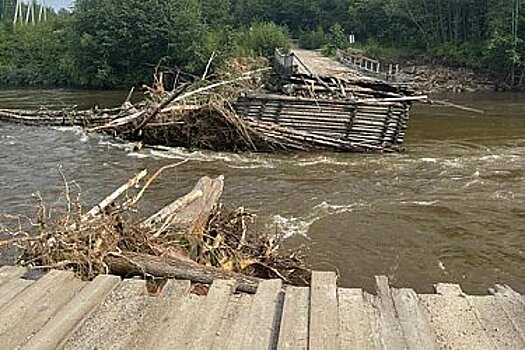 В Хабаровском крае начали восстанавливать дороги после паводка на горных реках