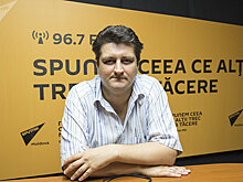 Коев: политики любят ходить в театр на сказки