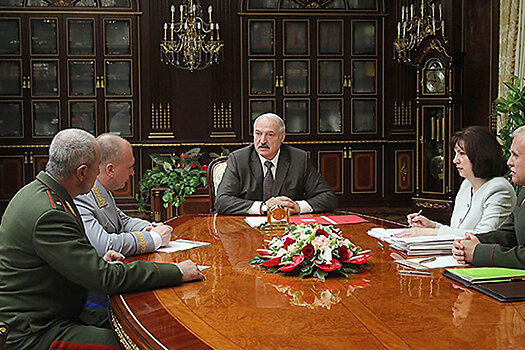 Лукашенко потребовал развивать на селе новые направления