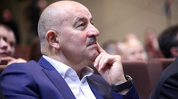 Черчесов об 1:1 с «Дьирмотом»: «Ференцварош» удержал отрыв от 2-го и 3-го места. Но могли его и увеличить»