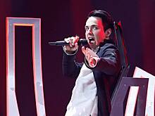 Обручившийся с военным ВСУ украинский певец сообщил о разводе