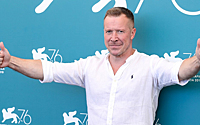 Развод, «Солнцепек» и чужая дочь: куда пропал звезда «Спецназа» Кравченко