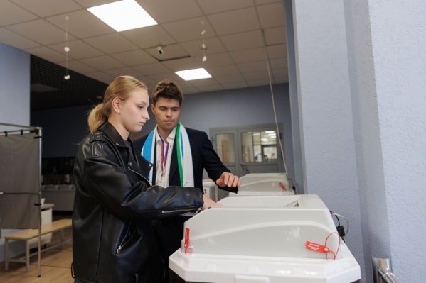 ИИ на голосовании и новые схемы округов: как регионы Северо-Запада РФ готовятся выбирать депутатов осенью 2026 года