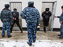 Пожизненно осужденные россияне выходят на свободу. Как им удается оказаться на воле и что их там ждет?