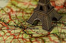 Город без людей: как живёт Париж в период карантина
