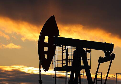 Нефть подорожала до максимума с начала ноября