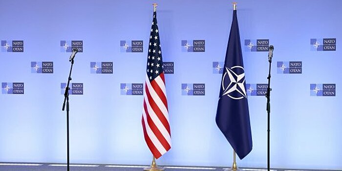 К США и НАТО обратились с просьбой перестать «окружать Россию»